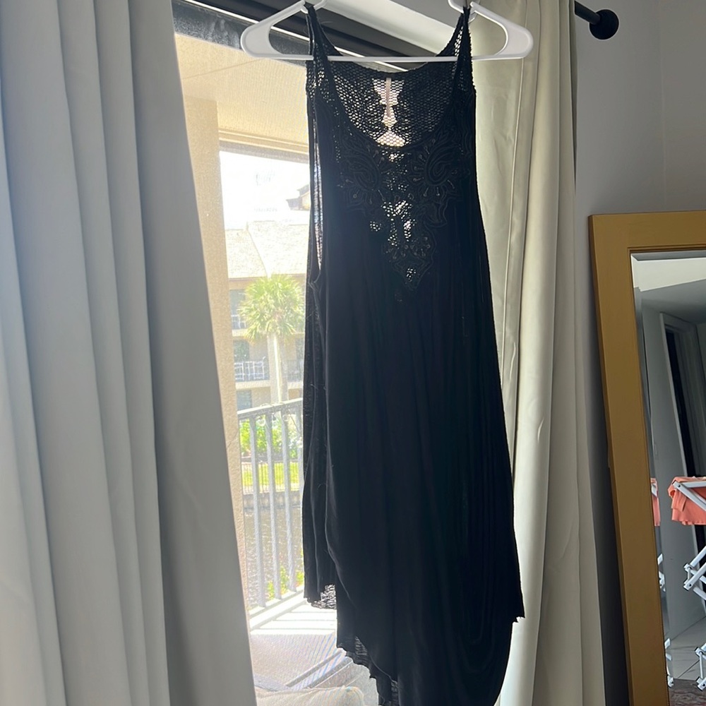 Long shirt or beach cover up